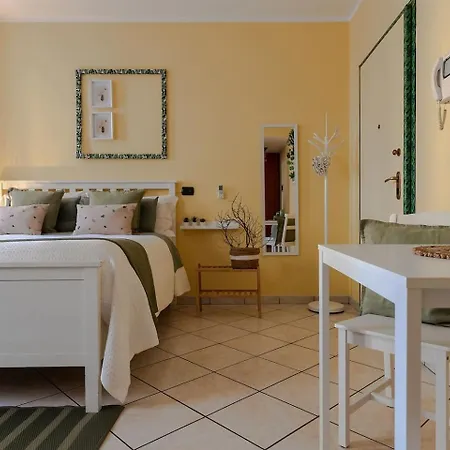 Domus Botanica Loft 2 Passi Dalla Stazione/centro Domodossola